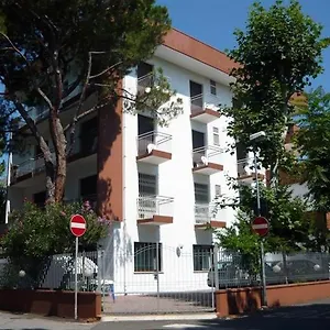 https://hotel-esedra-riccione.riccione-hotels.org